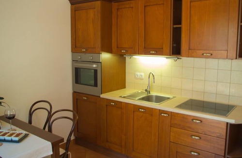 Volosko Apartment | Modernes Apartment mit großer Terrasse und Grill by Interhome