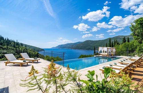 Molunat Villa | Molonta Heritage Estate | Condé Nast, AD, Infinity Pool, Beach, Yacht & Cinema