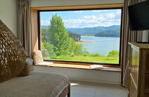 Hangu House | Moon Lake Bicaz - Aurora Garden