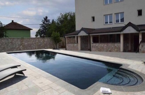 Ljesevo Hotel | Motel Bella