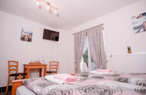 Korenica House | Mountain Serenity Rooms - Double Room with Balcony 3