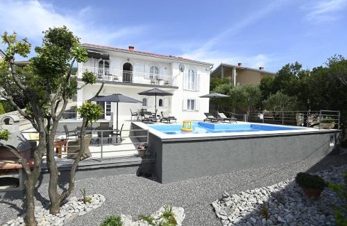 Klenovica Apartment | My Day House App1