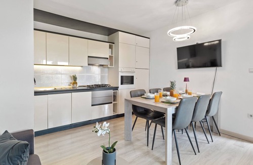 Koper Apartment | NAT APARTMENTS Koper - Green All Around - Daisy and Tulip Apartments
