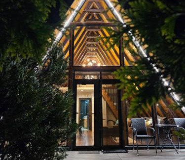 Jakovo Ski Chalet | Navas River House