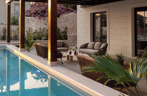 Pile House | NEW 7- bedroom villa Ventana close to Dubrovnik Town,