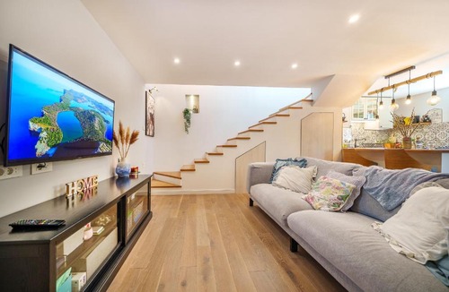 Borak House | NEW! Authentic Stone Hideaway with Private Jacuzzi and Panoramic Sea View