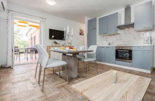 Funtana Apartment | New charming apartment Edi Premium Grey in Funtana