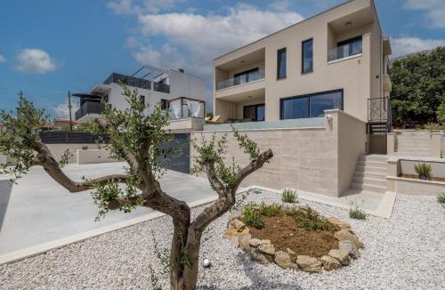 Kastel Sucurac Villa | New Villa Coco Maison with heated infinity pool