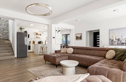 Podbablje Villa | New! Villa Ellamar, Idyllic 3-bedrooms villa in Makarska hinterland