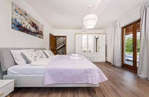 Krsan Villa | Newly built holiday home with swimming pool in Krsan
