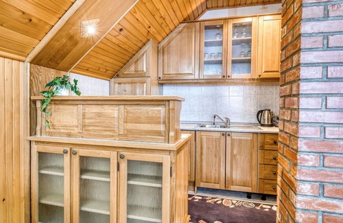 Brod Moravice Apartment | Nice apartment for 4 guests with WIFI, hot tub, TV and balcony