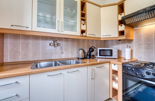 Brod Moravice Apartment | Nice apartment for 4 people with WIFI, hot tub, TV and balcony