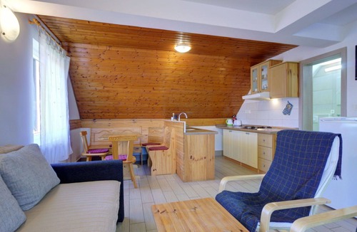 Bohinjska Bistrica Apartment | Nice apartment for 5 guests with WIFI, TV, balcony, pets allowed and panoramic view