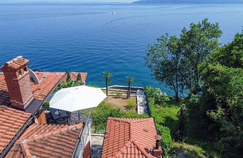 Medveja Apartment | Nice apartment for 6 people with A/C, WIFI, TV and patio