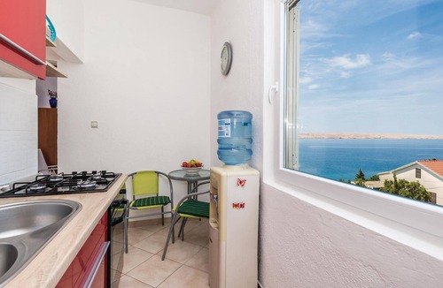 Baric Draga Apartment | Nice apartment in Lukovo Sugarje