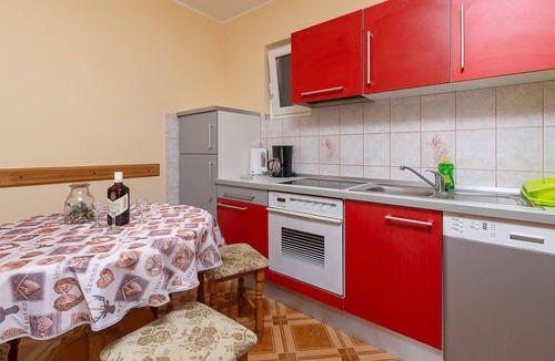 Barbariga Apartment | Nice apartment in Betiga with WiFi