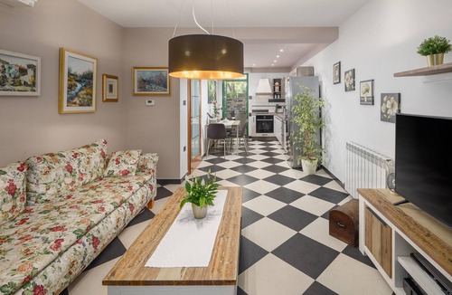 Buzet Apartment | Nice apartment in Buzet