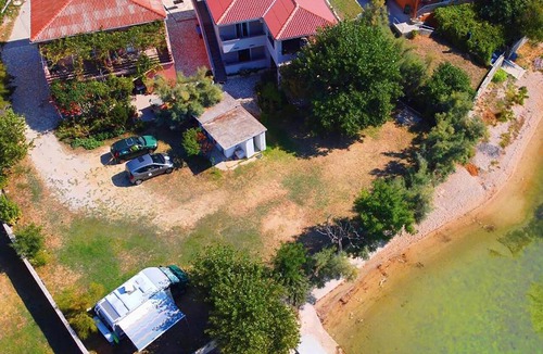 Dinjiska Apartment | Nice apartment in Dinjiska with house sea view