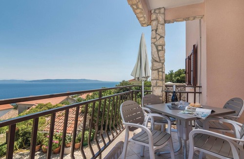Ravni Apartment | Nice apartment in Labin with WiFi