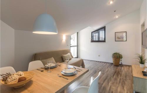 Banjole Apartment | Nice Apartment In Pula With Wifi