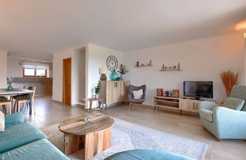Baredine House | Nice apartment in villa for 6 guests with A/C, pool, WIFI, TV, terrace and panoramic view