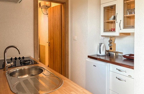 Linardici Apartment | Nice apartment in Zgaljici