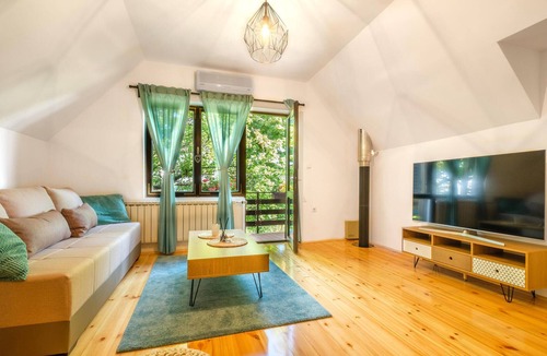 Bedenica House | Nice home in Bedenica with sauna