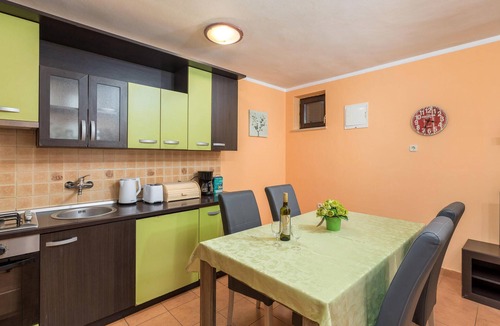 Jursici House | Nice home in Bonasini