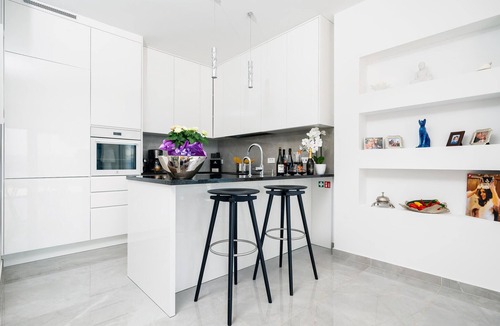 Dugi Rat House | Nice home in Dugi rat