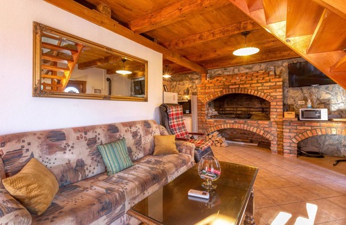 Trnovac House | Nice home in Gospic with sauna