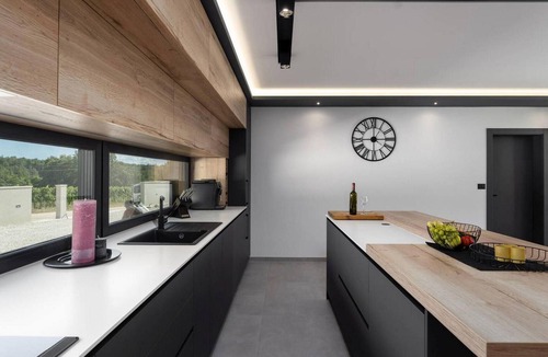 Gracisce House | Nice home in Gracisce