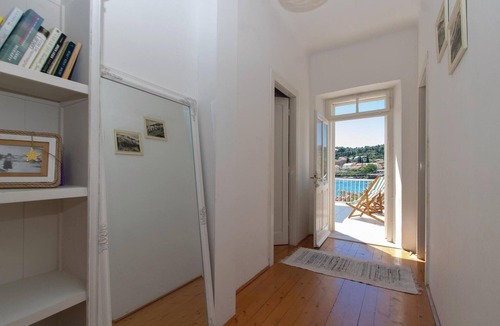 Lumbarda House | Nice home in Lumbarda with house sea view