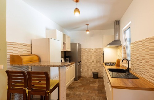 Prapatnica House | Nice home in Prapatnica- Seget