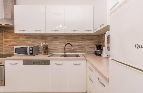 Polaca House | Nice home in Polaca with private swimming pool, can be inside or outside