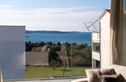 Stinjan House | Nice home in Pula with kitchen