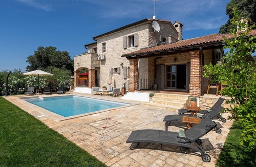 Selina House | Nice home in Sveti Lovrec
