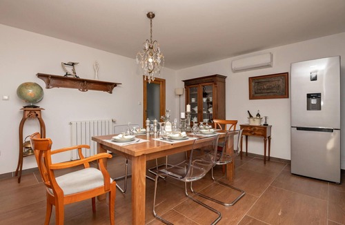 Imotski House | Nice home in Vinjani Donji with WiFi
