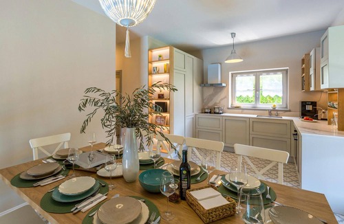 Baldasi House | Nice home in Vizinada