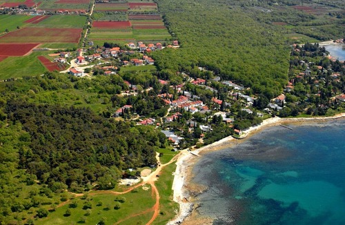 Đuba Apartment | Nice place to stay in Đuba-Umag, near the sea, quiet, air-conditioned