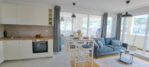 Strozanac Apartment | NNB View