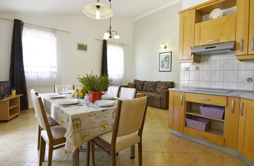 Tar Apartment | NOEMI3, Poreč-Tar, with pool, balcony, Wi-Fi