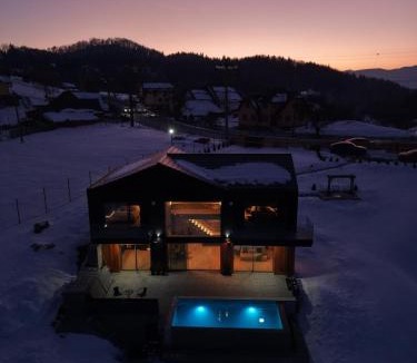 Fundata Ski Chalet | Nordic Star Chalet