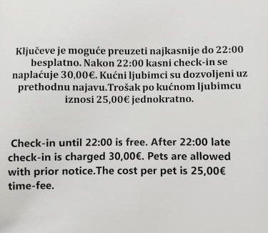 Zagreb Apartment | Nova Galerija West App MARY - parking in garage