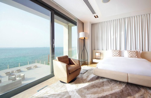 Abu Dhabi Villa | Nurai Island’s Overwater Paradise : Luxury Retreat