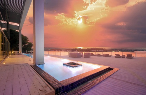 Abu Dhabi Villa | Nurai Island’s Overwater Paradise : Luxury Retreat