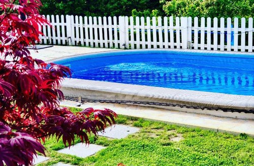 Ivanec House | Odisea Hill House - Modern Holiday Home with swimming pool, sauna, jacuzzi, WiFi and 2 bedrooms, near Varazdin