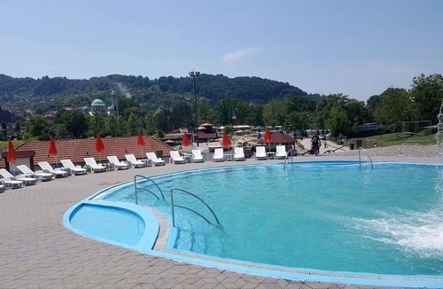 Tuzla Apartment | Odmorite se u našem apartmanu PANONIKA TUZLA,koji se nalazi u blizini Panonike.