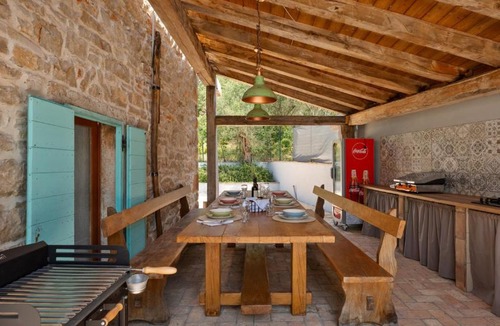 Vardica Villa | Old House Grota by Villas Guide