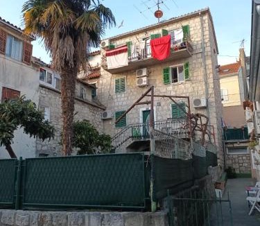 Split House | Old stone house in historical area
