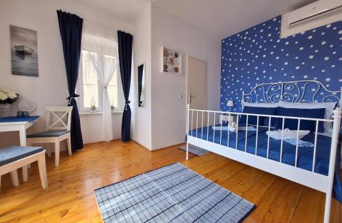 Ploce House | Old Town Gate